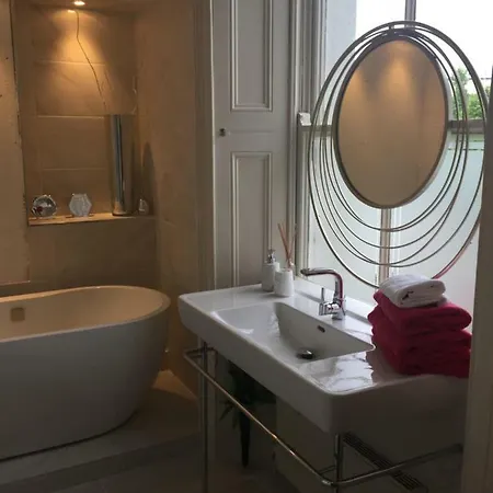 Blackrock 4* Dublin