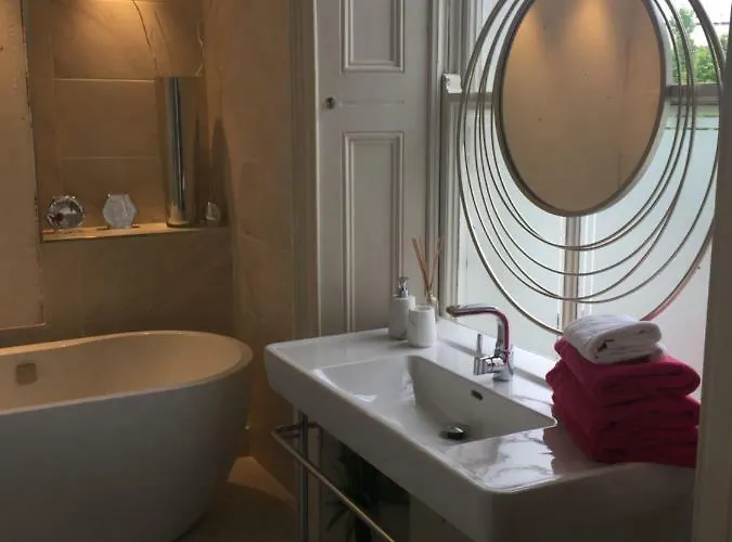 Blackrock 4* Dublin